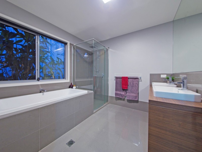 16 Maged Place, Thornlands QLD 4164