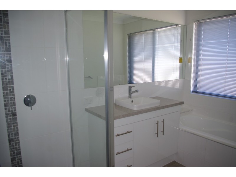 1/9 Marjoram Street, Thornlands QLD 4164
