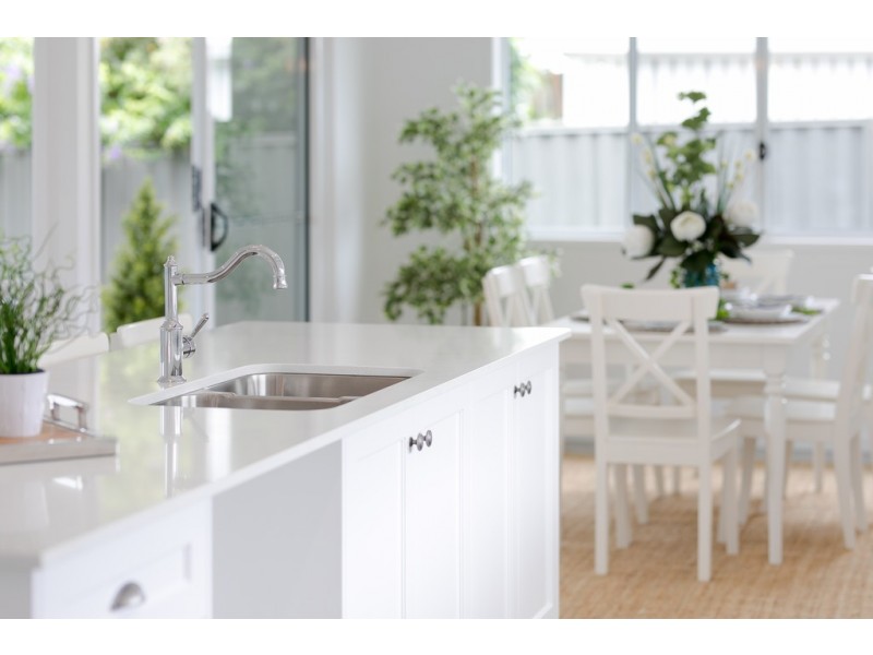 33 Hardy Road, Wellington Point QLD 4160