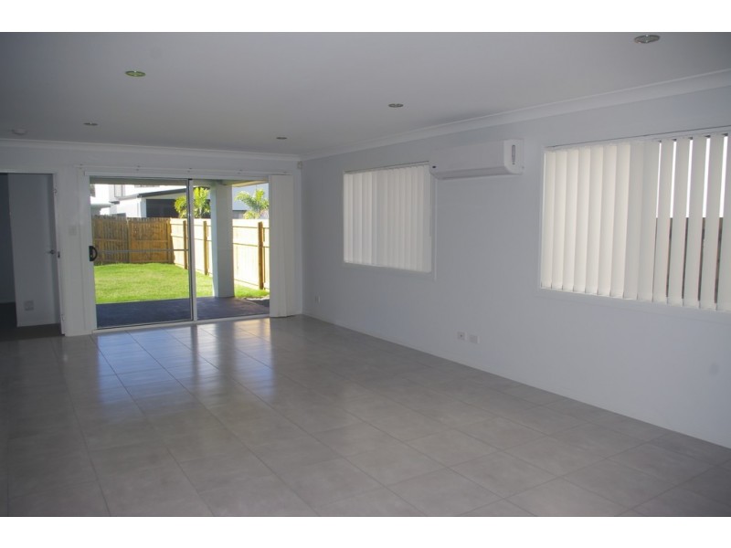 14A Rosemary Street, Thornlands QLD 4164