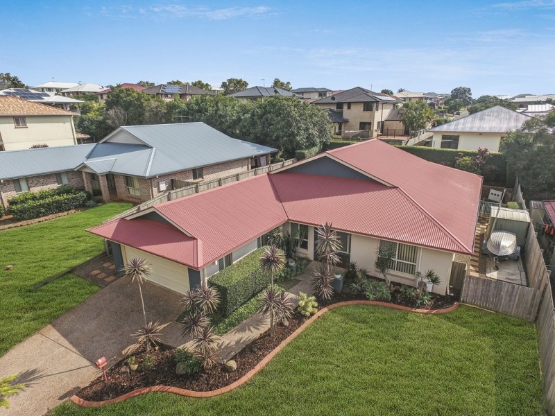 19 Daydream Street, Redland Bay QLD 4165