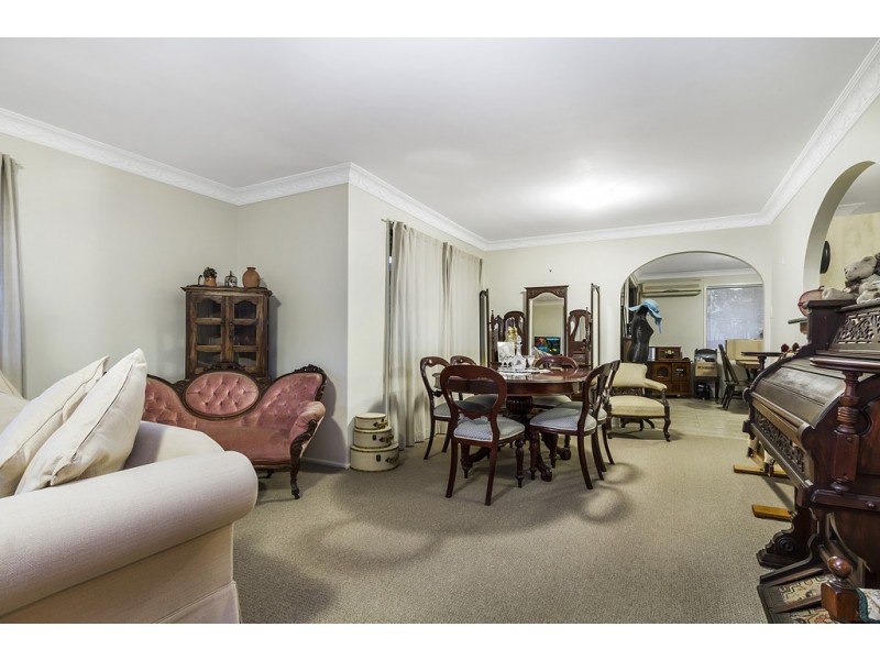 33 Macadamia Street, Victoria Point QLD 4165