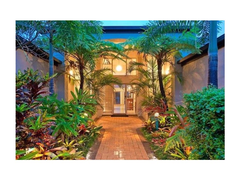 16 Carling Court, Raby Bay QLD 4163