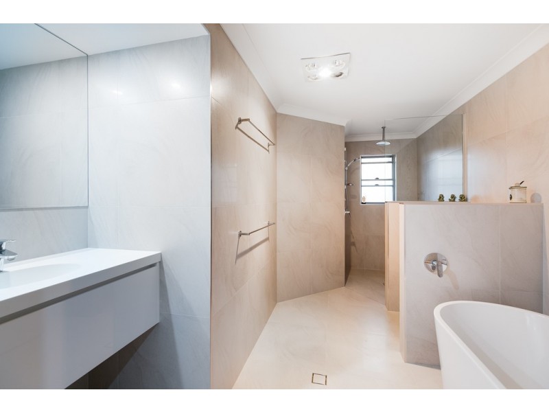 37 Masthead Drive, Cleveland QLD 4163