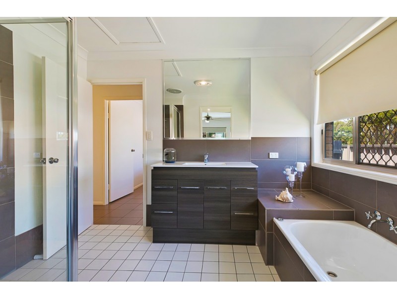 12 Rosehill Close, Capalaba QLD 4157