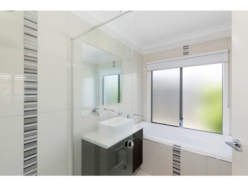 34 Ronnie Street, Cleveland QLD 4163