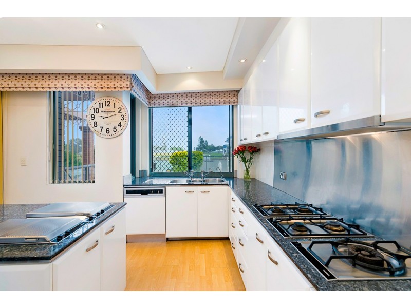 21 Plymouth Court, Raby Bay QLD 4163