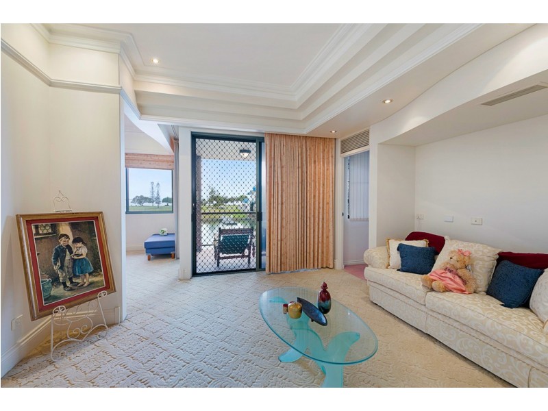 21 Plymouth Court, Raby Bay QLD 4163