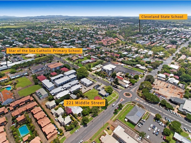 2/221 Middle Street, Cleveland QLD 4163