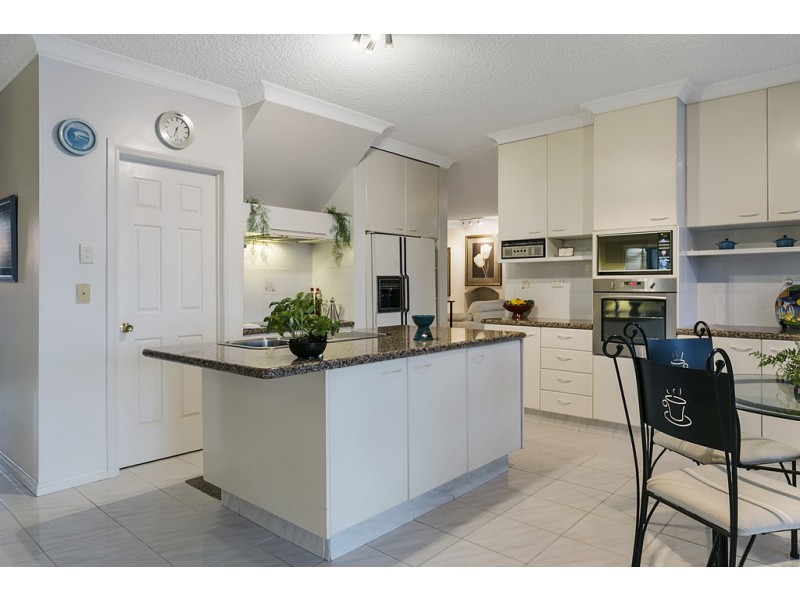 61 Masthead Drive, Raby Bay QLD 4163