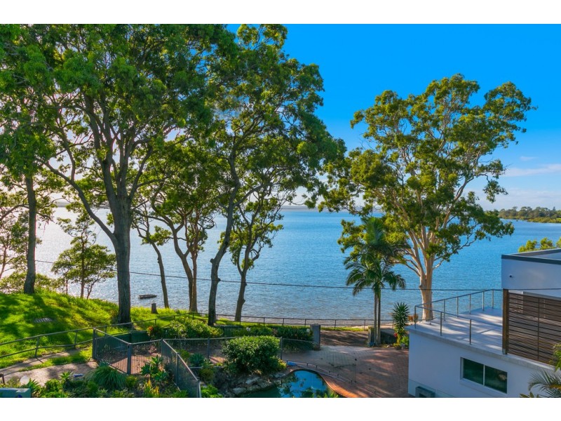 21 Gray Street, Redland Bay QLD 4165