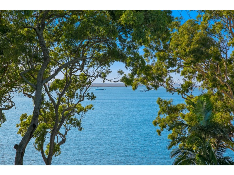 21 Gray Street, Redland Bay QLD 4165