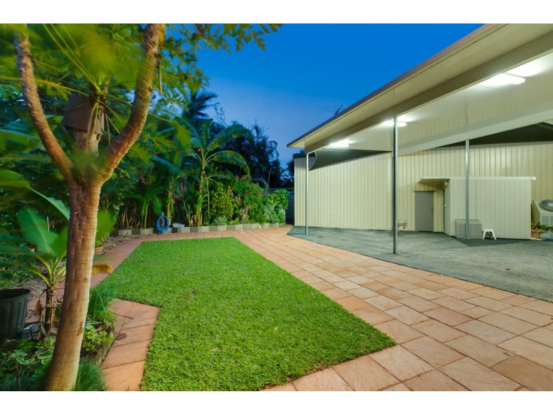 21 Gray Street, Redland Bay QLD 4165