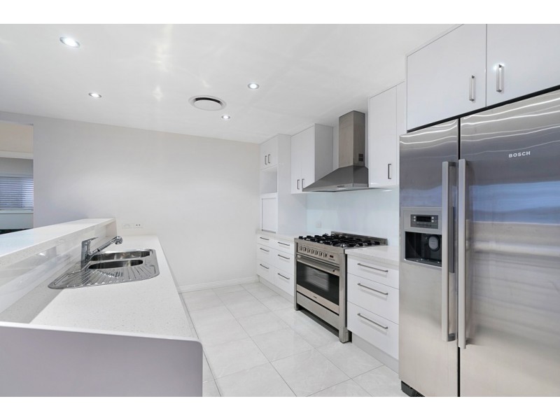 21 Gray Street, Redland Bay QLD 4165