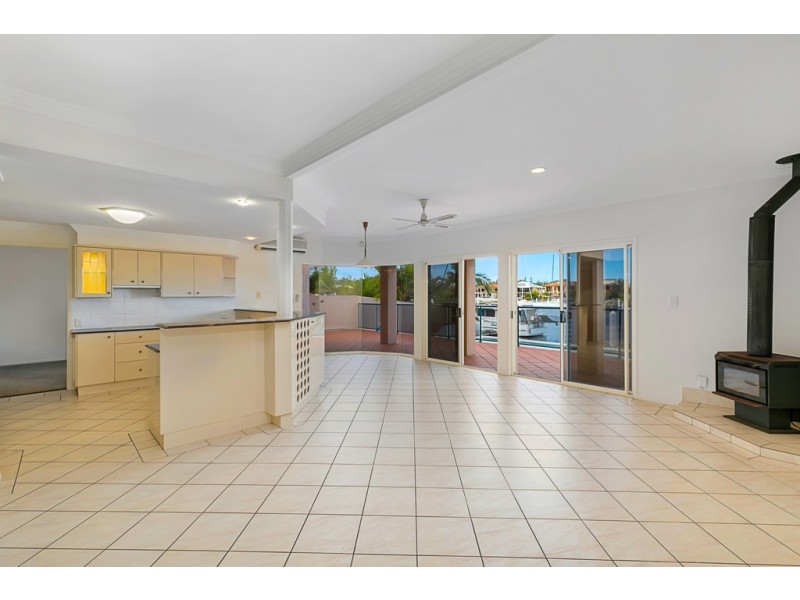 2 Marram Court, Raby Bay QLD 4163
