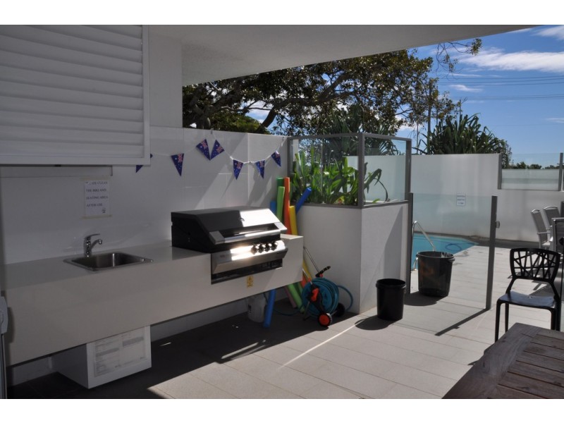 19/29-31 Shore Street East, Cleveland QLD 4163