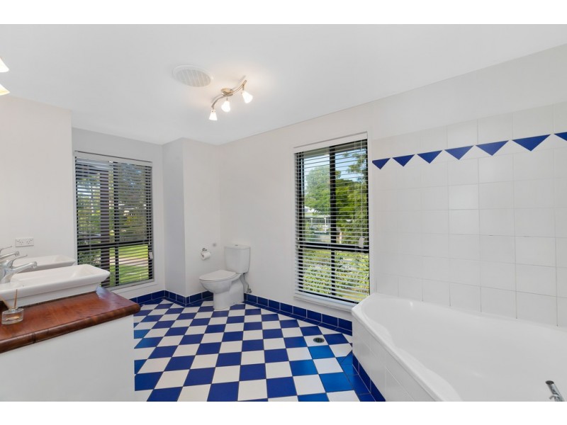 26 Muriel Street, Redland Bay QLD 4165