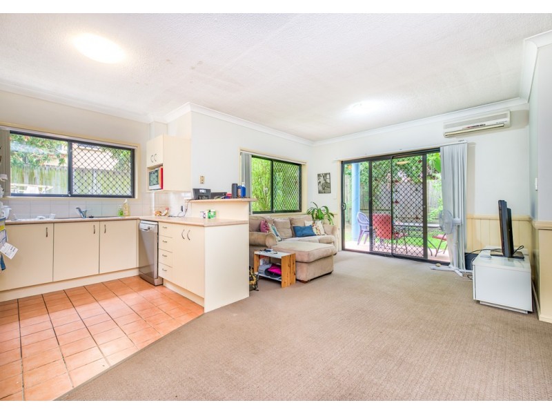 2/68 Longlands Street, East Brisbane QLD 4169