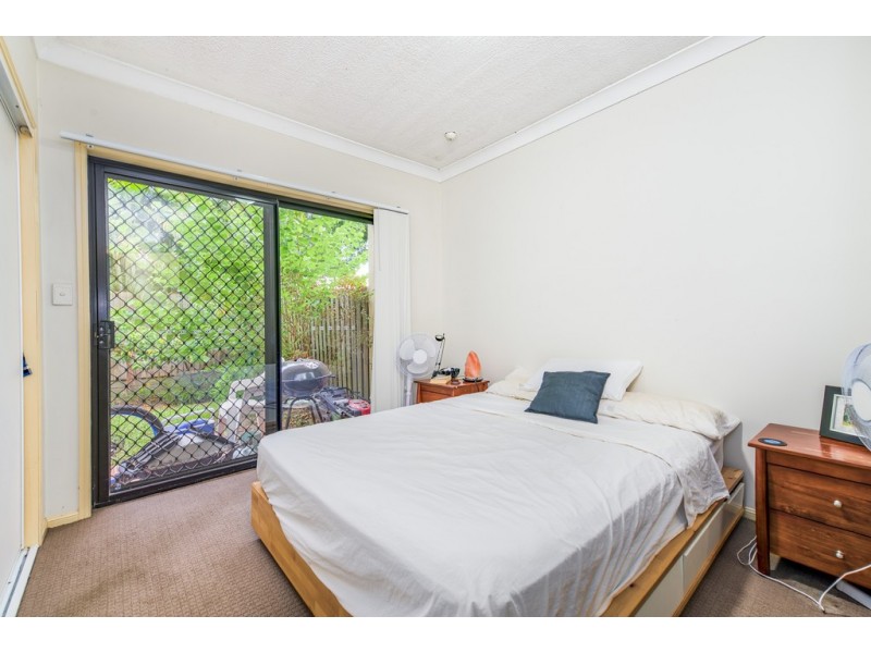 2/68 Longlands Street, East Brisbane QLD 4169