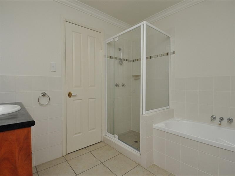 42 Boundary Road, Camp Hill QLD 4152