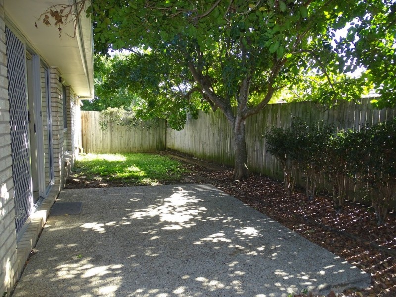 9 Turquoise Street, Redland Bay QLD 4165
