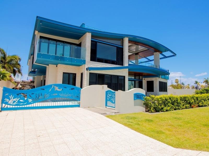 17 Portsmouth Place, Raby Bay QLD 4163