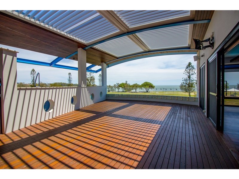 17 Portsmouth Place, Raby Bay QLD 4163