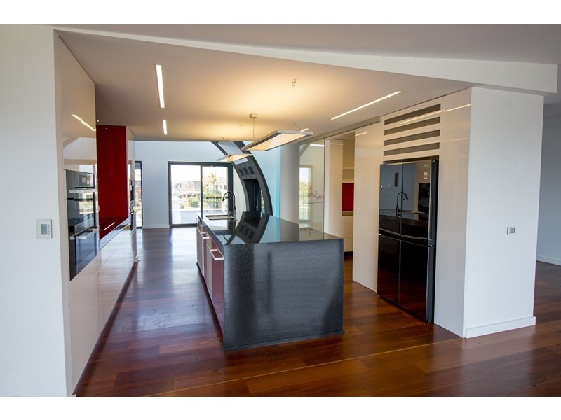 17 Portsmouth Place, Raby Bay QLD 4163