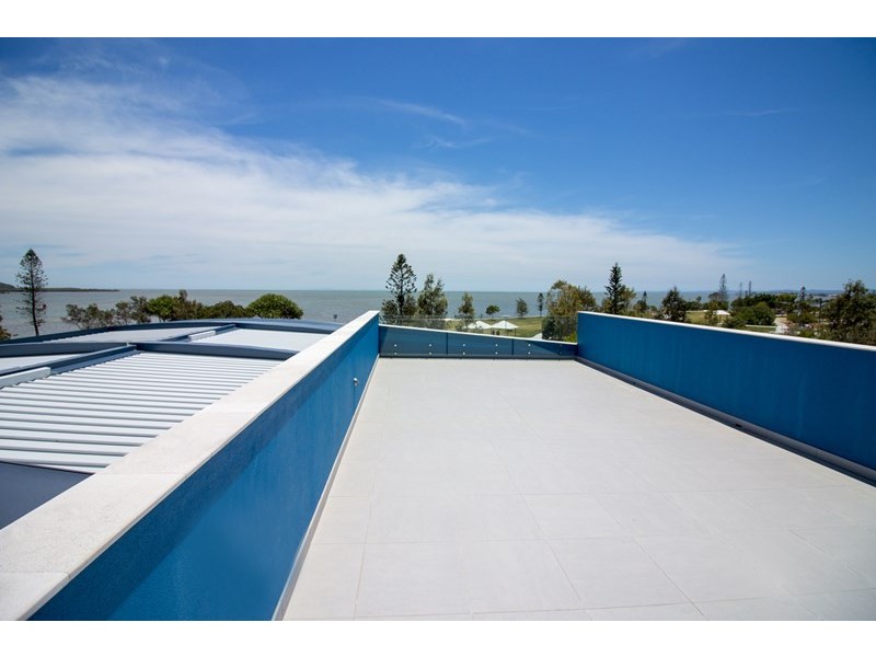 17 Portsmouth Place, Raby Bay QLD 4163