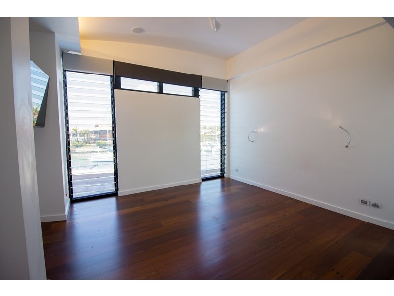 17 Portsmouth Place, Raby Bay QLD 4163