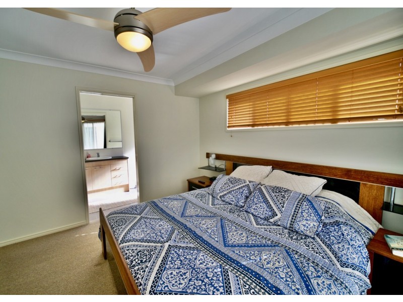 3 Uhlmann Street, Wakerley QLD 4154