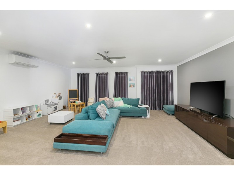 55 Gordon Street, Ormiston QLD 4160