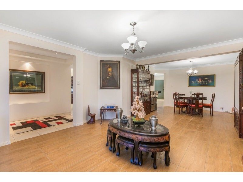 4 Orpheus Place, Redland Bay QLD 4165