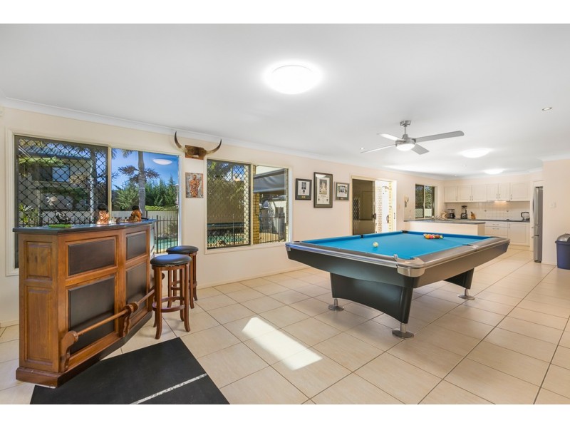 4 Orpheus Place, Redland Bay QLD 4165