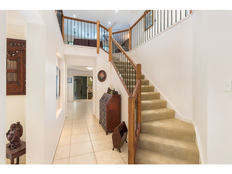 4 Orpheus Place, Redland Bay QLD 4165