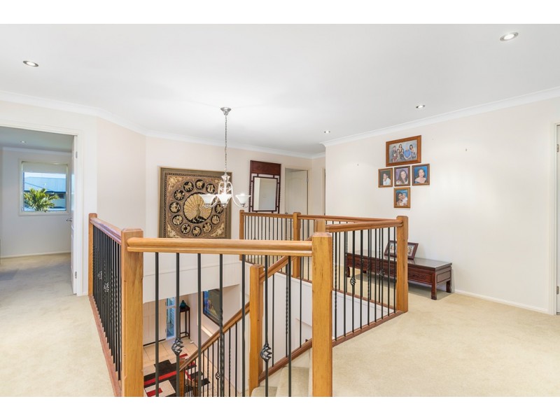 4 Orpheus Place, Redland Bay QLD 4165