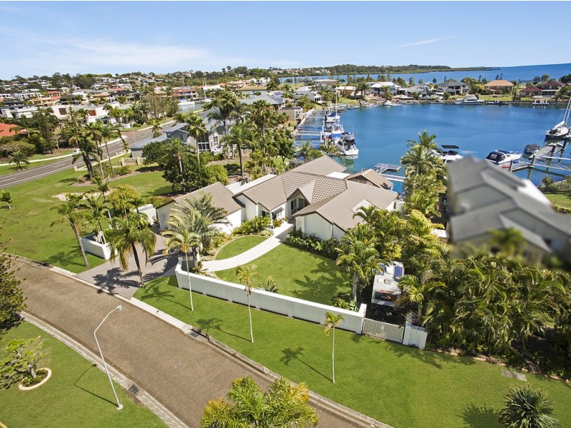 27 Seahaven Court, Raby Bay QLD 4163