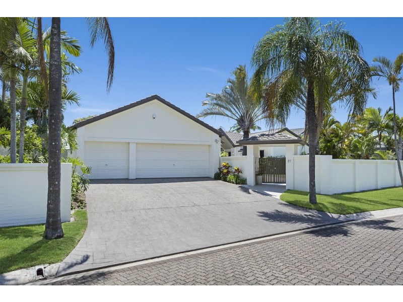 27 Seahaven Court, Raby Bay QLD 4163