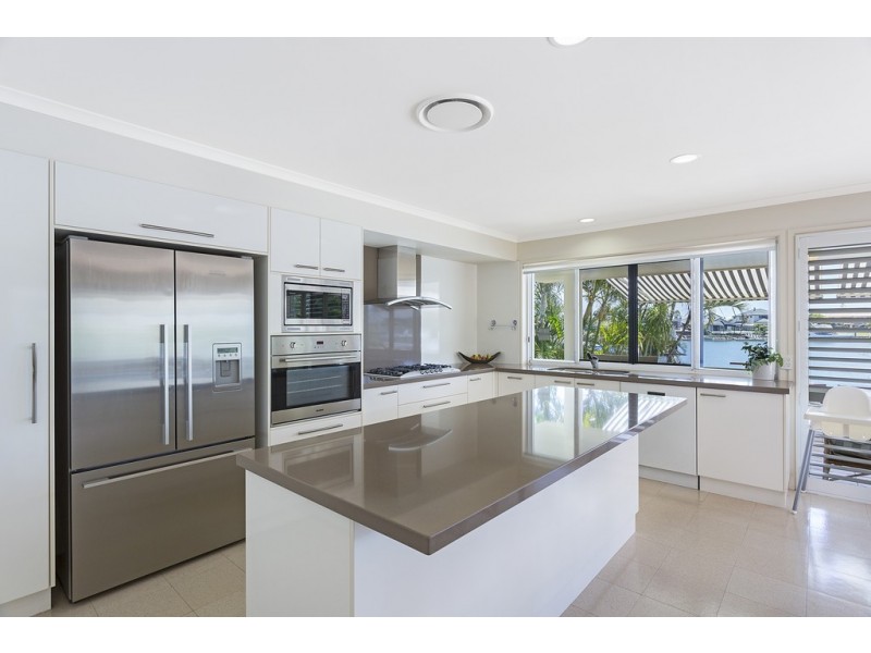 27 Seahaven Court, Raby Bay QLD 4163