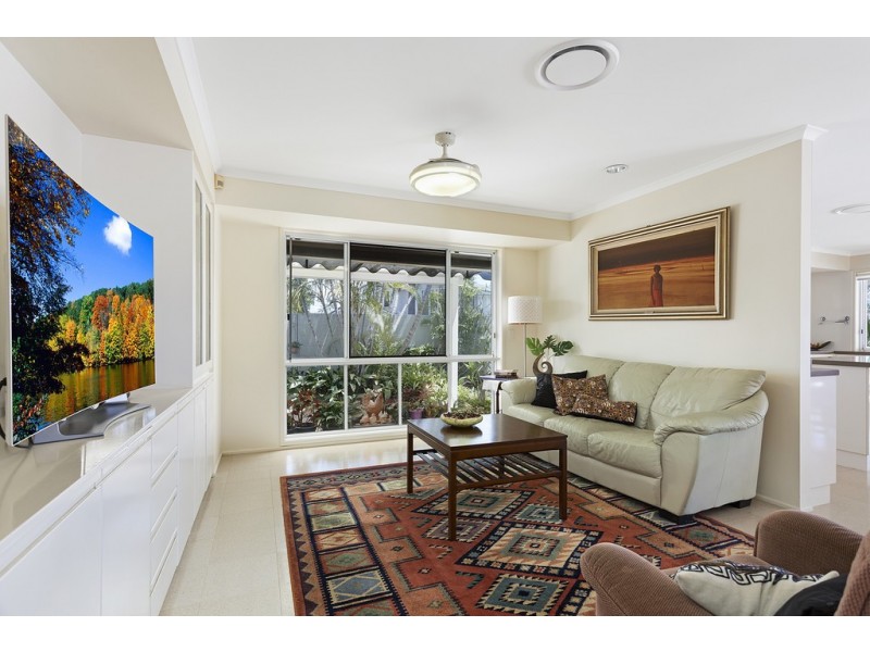 27 Seahaven Court, Raby Bay QLD 4163