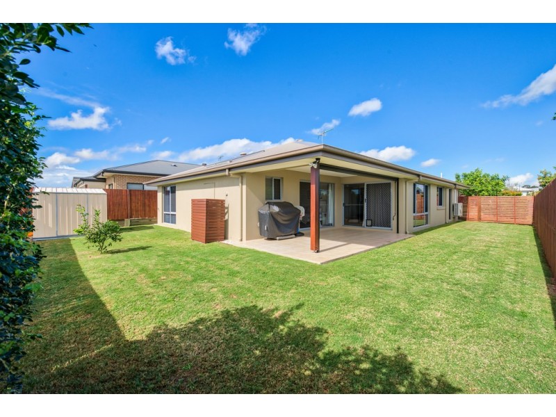 26 Rowe Crescent, Thornlands QLD 4164