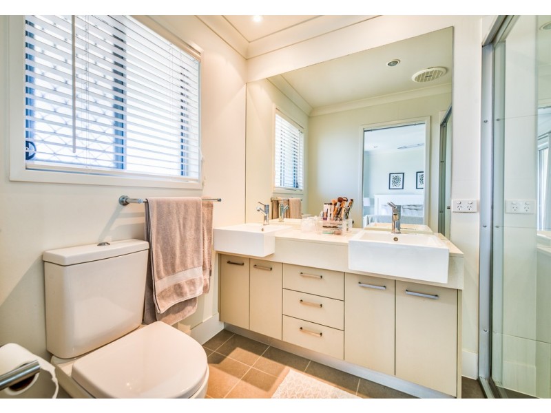 26 Rowe Crescent, Thornlands QLD 4164