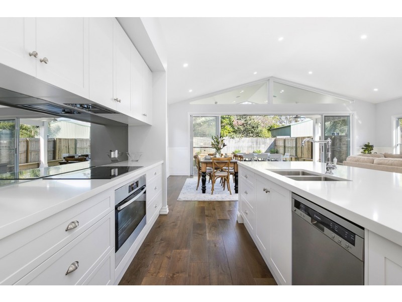 15 Russell Street, Cleveland QLD 4163