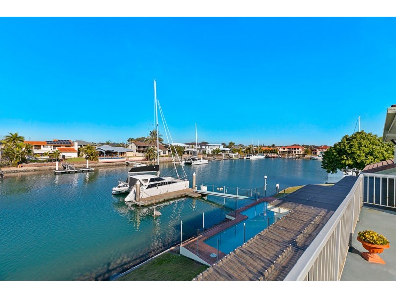 18 Captains Court, Raby Bay QLD 4163