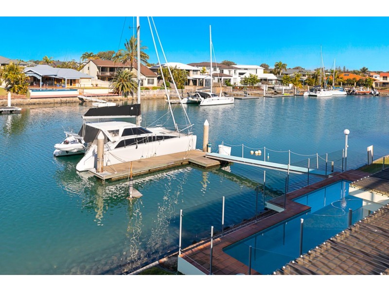 18 Captains Court, Raby Bay QLD 4163