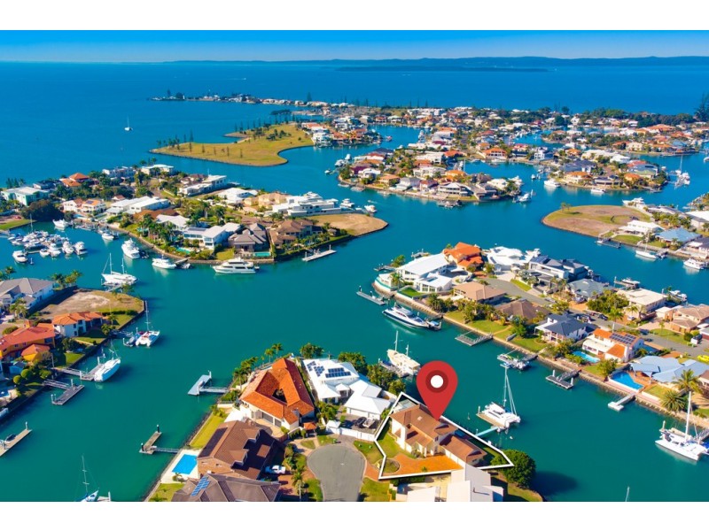 18 Captains Court, Raby Bay QLD 4163