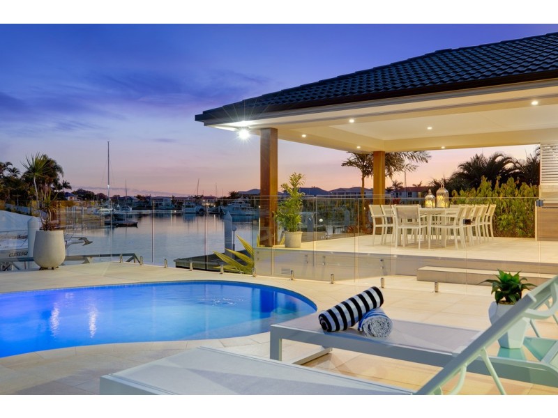 8 Marram Court, Raby Bay QLD 4163