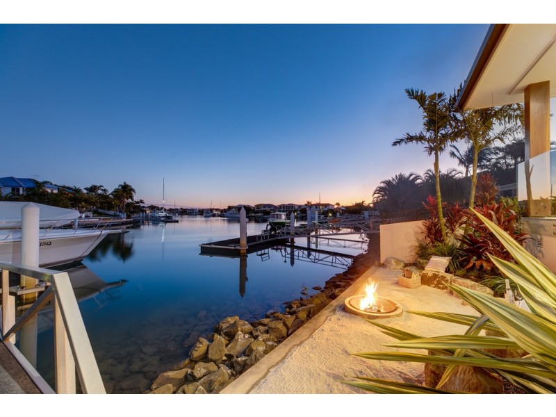 8 Marram Court, Raby Bay QLD 4163