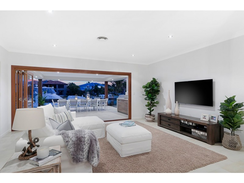 8 Marram Court, Raby Bay QLD 4163