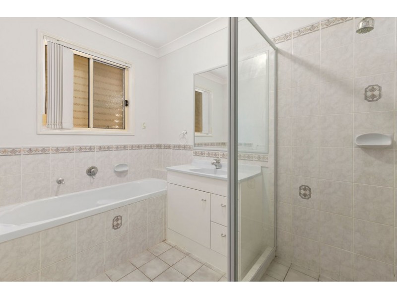 24 Jennifer Street, Birkdale QLD 4159